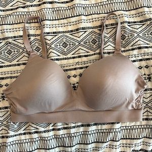 Kindred Bravely Hands Free Pumping bra